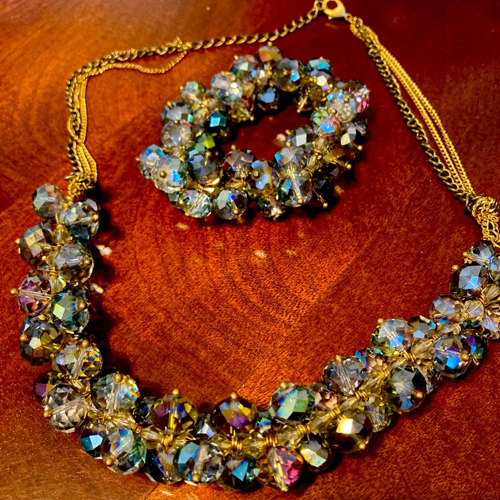 Blue crystal necklace and bracelet